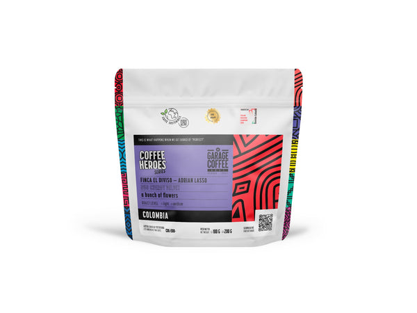 Limited edition Caffè Specialty Colombia Sidra Bourbon Duo Cherry Velvet coffee packaging with 90+ points rating