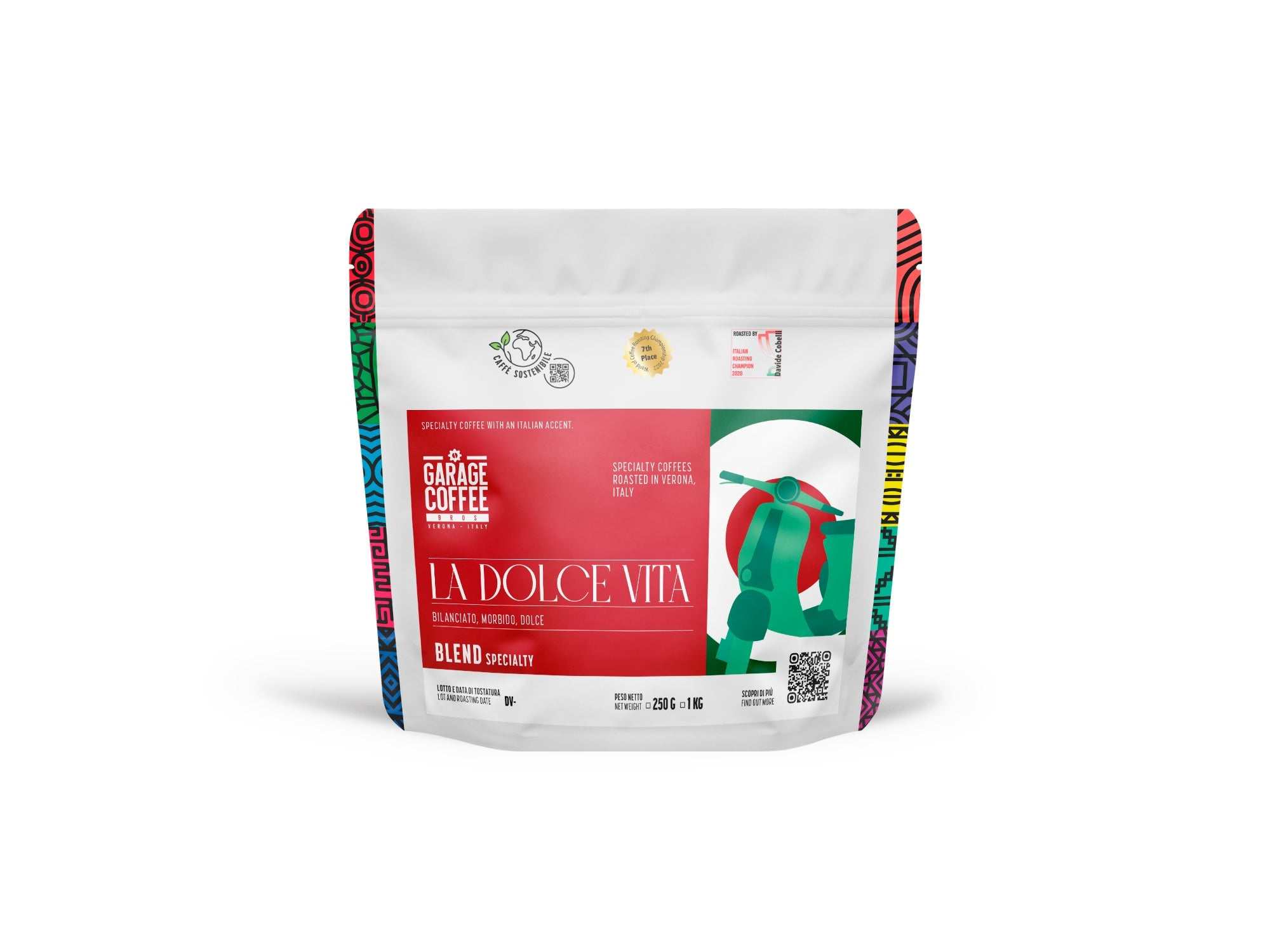 Un blend specialty 100% Arabica pensato per essere equilibrato e facilissimo da amare: morbido e avvolgente, a bassa acidità, con corpo pieno e una persistenza pulitMiscela di Caffè
