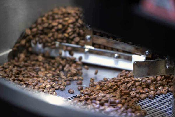 Tostatura artigianale chicchi di caffè per Miscela THE STEAM & CO. - micro-torrefazione Garage Coffee Bros